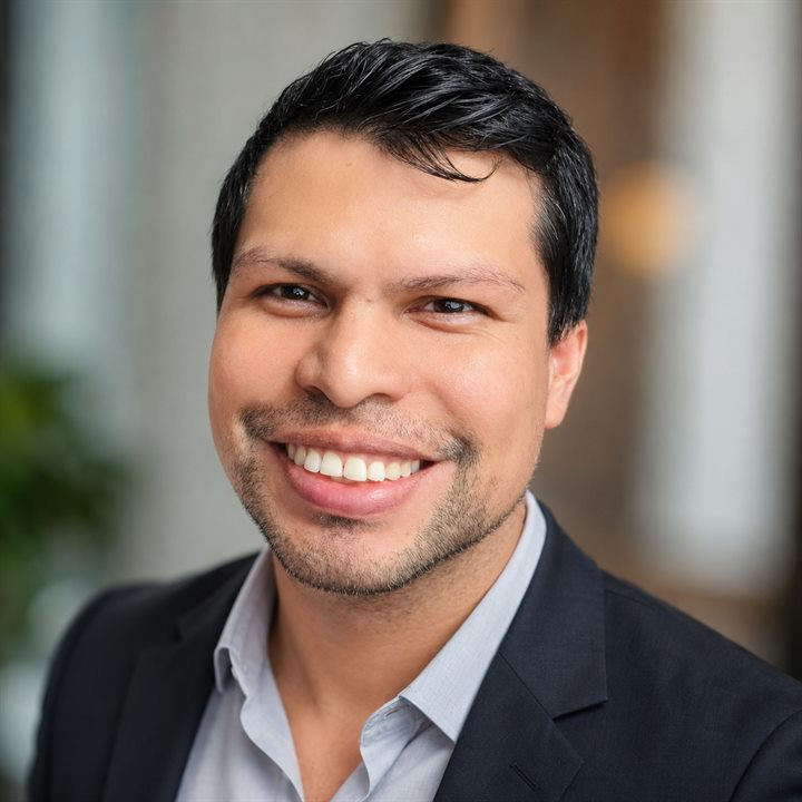 Erick Valderrama, consultor de automatizaciones con IA
